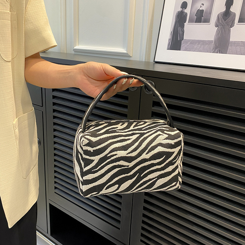 Leopard Makeup Bag Luxury  Lar - Luxury Skincare Makeup review and price